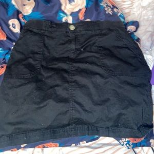 Black Midrise Skirt